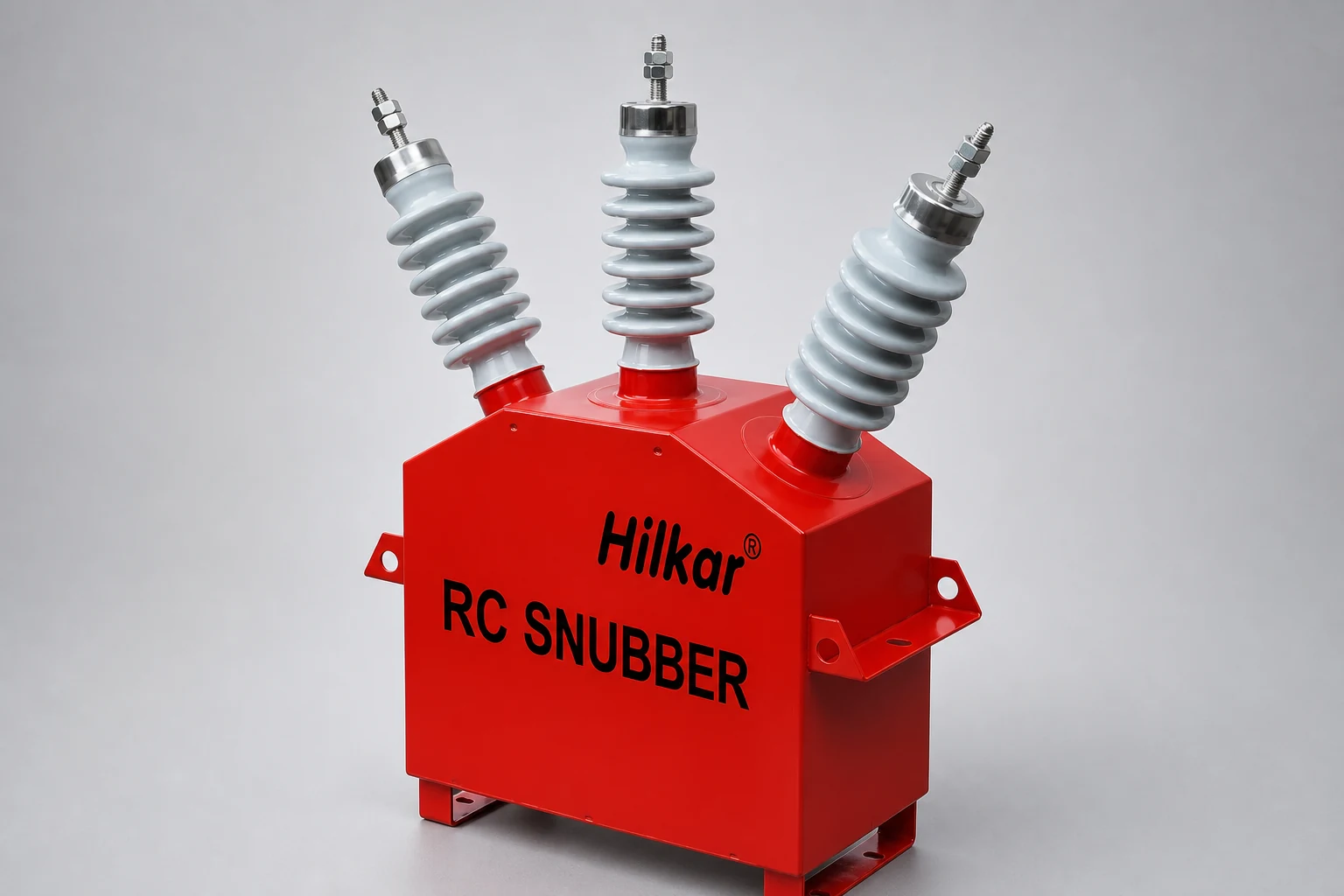 Three-phase compact RC snubber filter unit with outer bushings angled outward