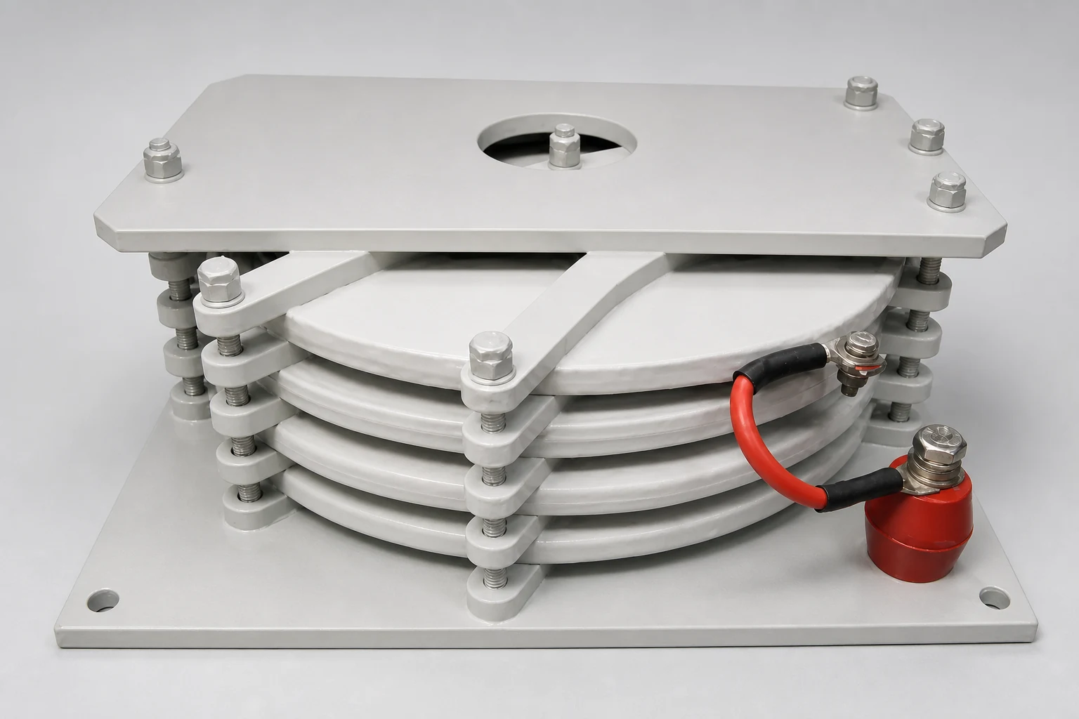 Stacked wagon heating resistor element with insulators and connection cable